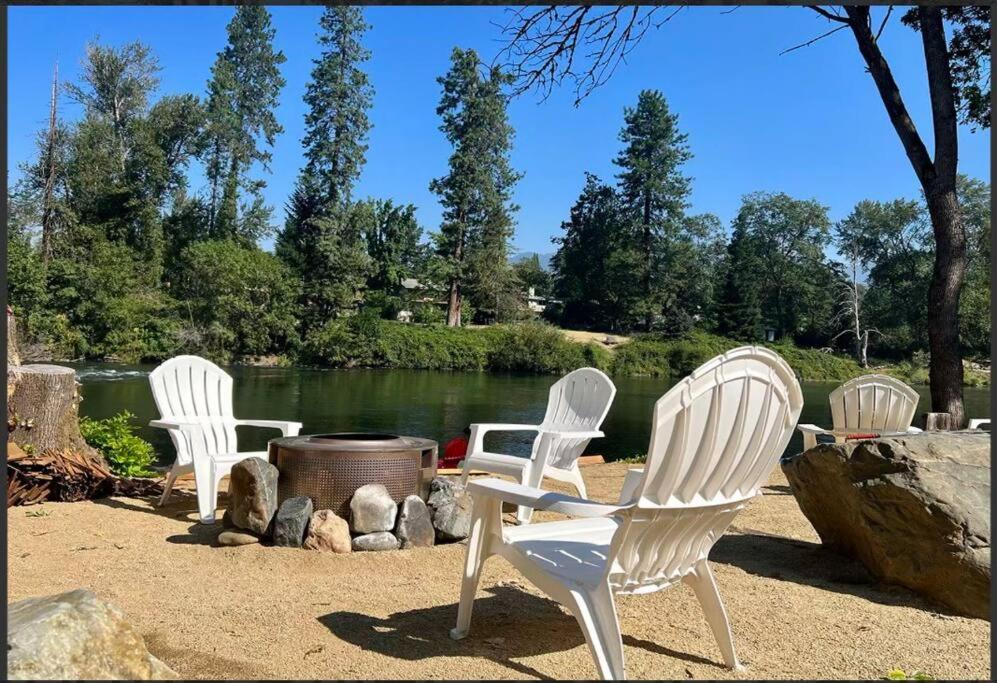 Loft Cabin 2 - Rogue River Resort Grants Pass Exteriör bild